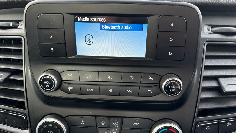 Ford Transit 350 L4 Diesel Rwd 2.0 EcoBlue 130ps Leader Premium Dropside